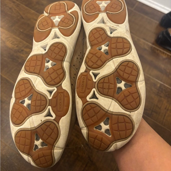 Geox shoes - Picture 2 of 3